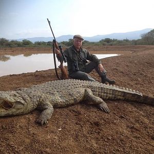 South Africa Hunt Crocodile