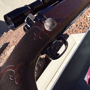American Custom Rifle with 1941 era Winchester model 70 in .270  factory Winchester barrel