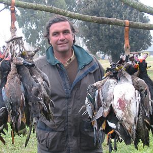 Hunt Duck in Argentina