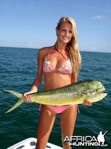 Hot Fishing Girls | AfricaHunting.com