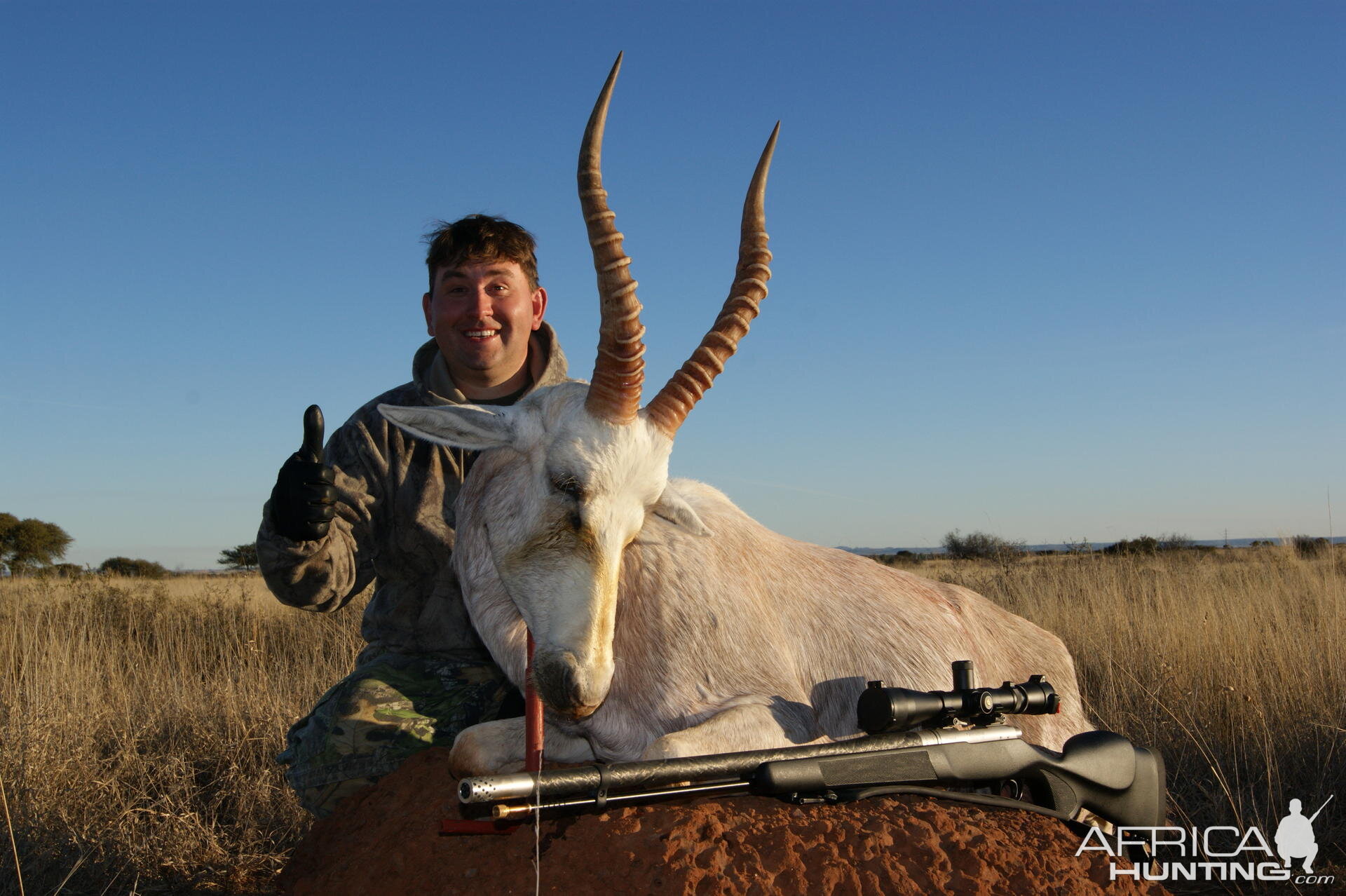 200 yards muzzle loader 17" white blesbuck