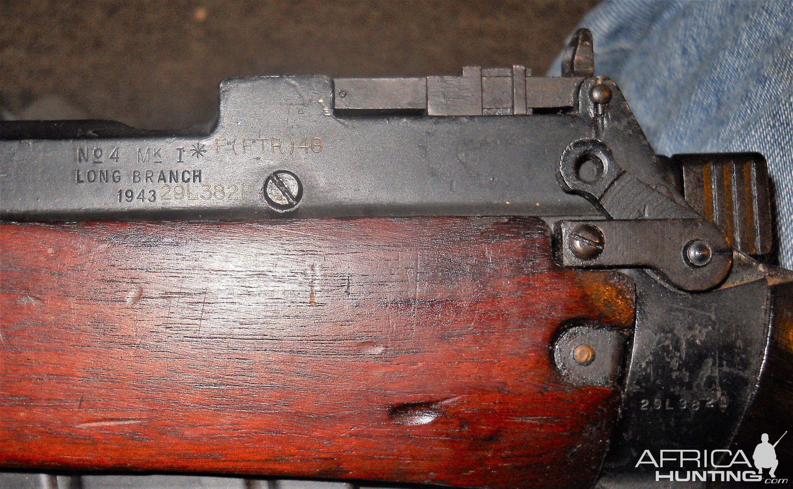 https://www.africahunting.com/media/303-lee-enfield-rifle.79355/full