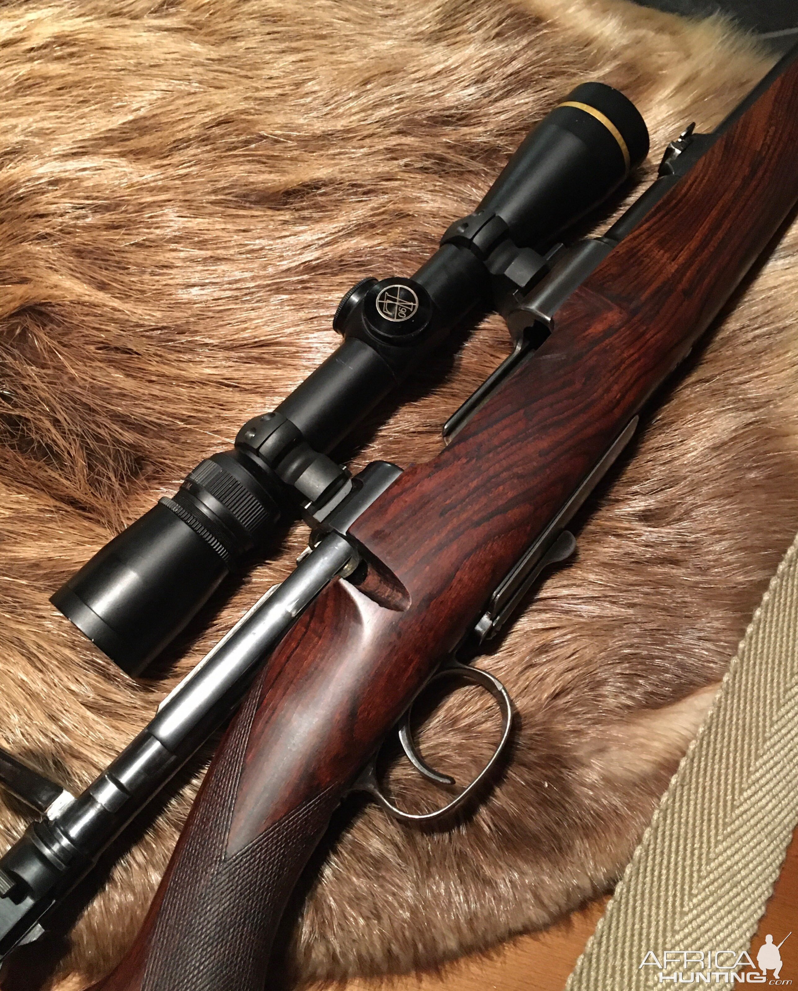 9x57 Rifle with 2,5-8x36 Leupold Scope