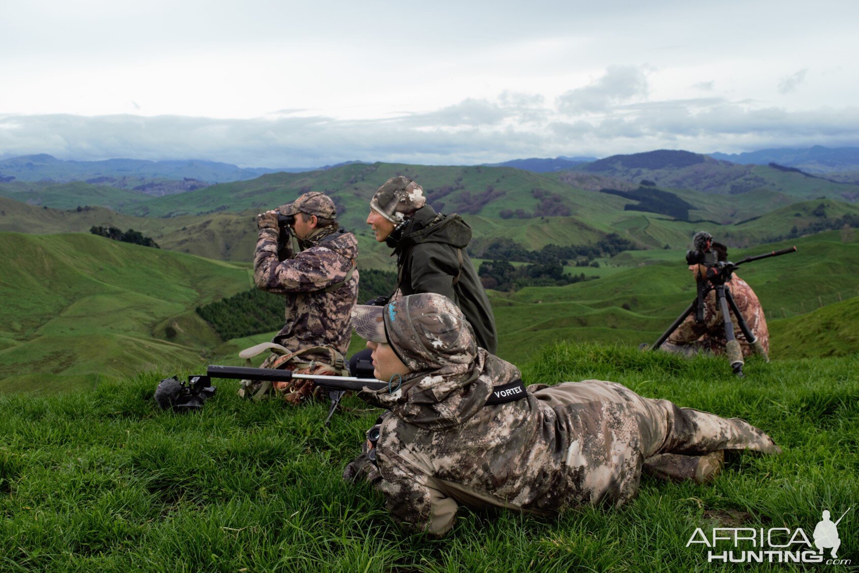 Ample Hunting, NZ