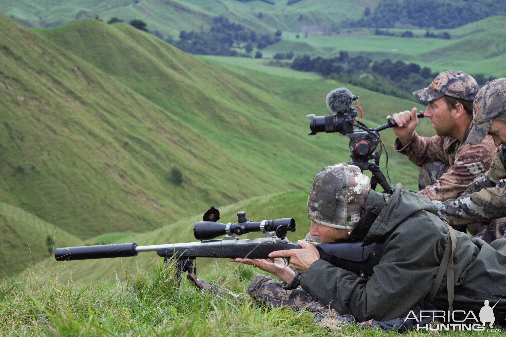 Ample Hunting, NZ