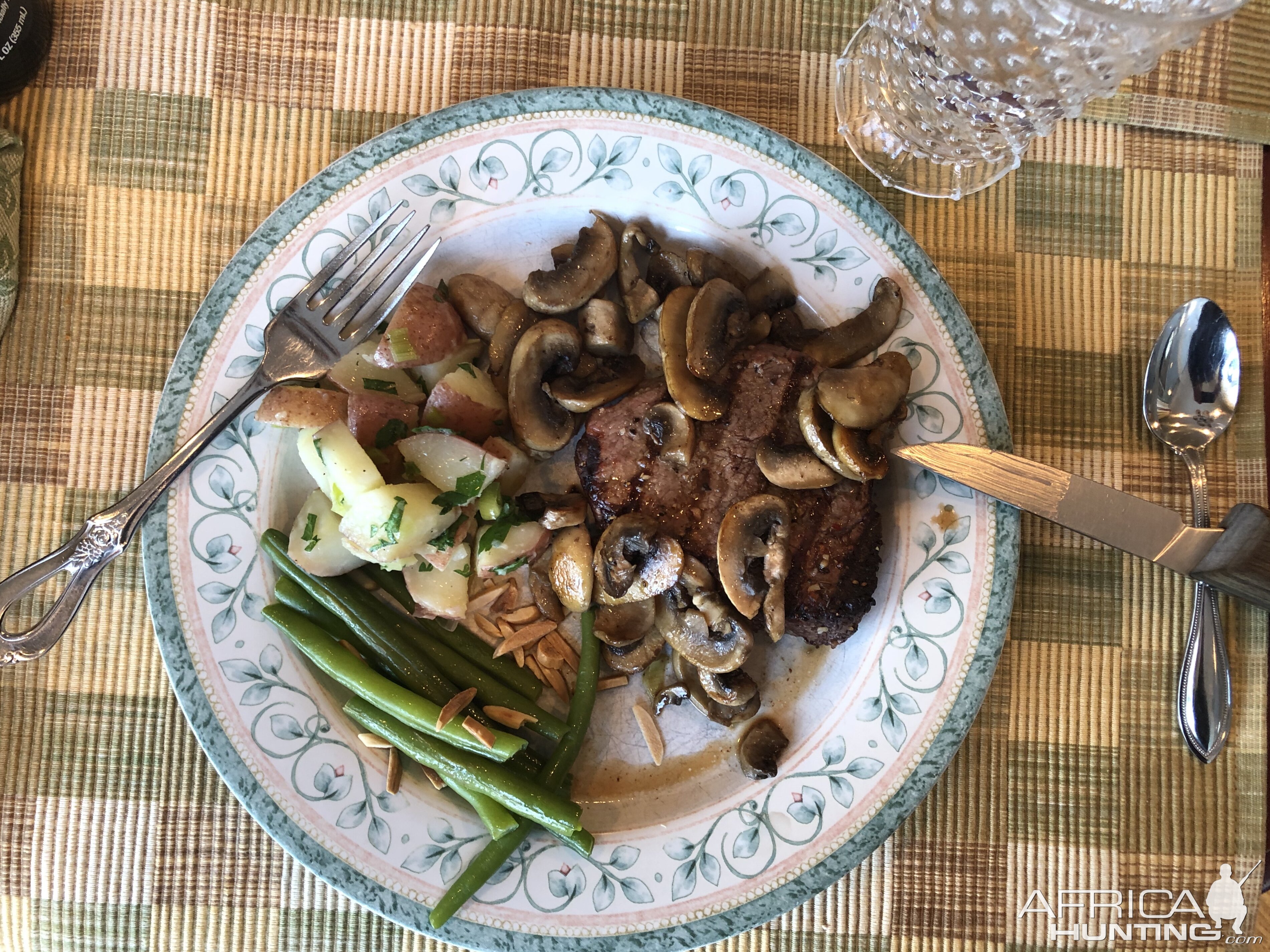 Beef fillet, green beans, potatoes, salad, and pumpkin pie