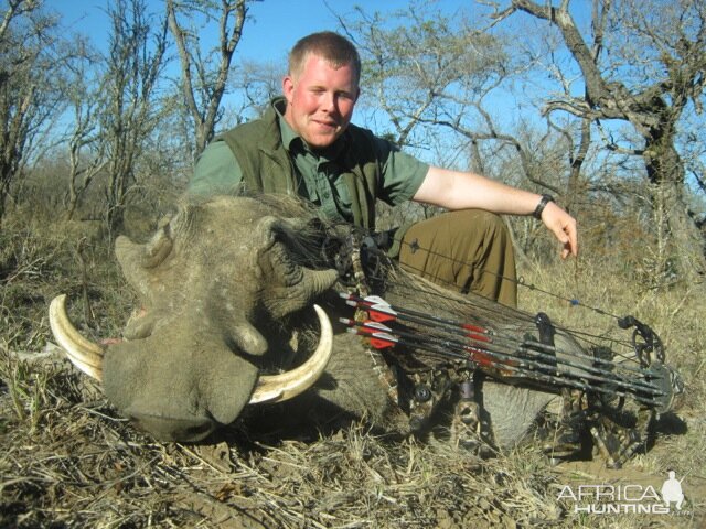 Bow Hunt Warthog