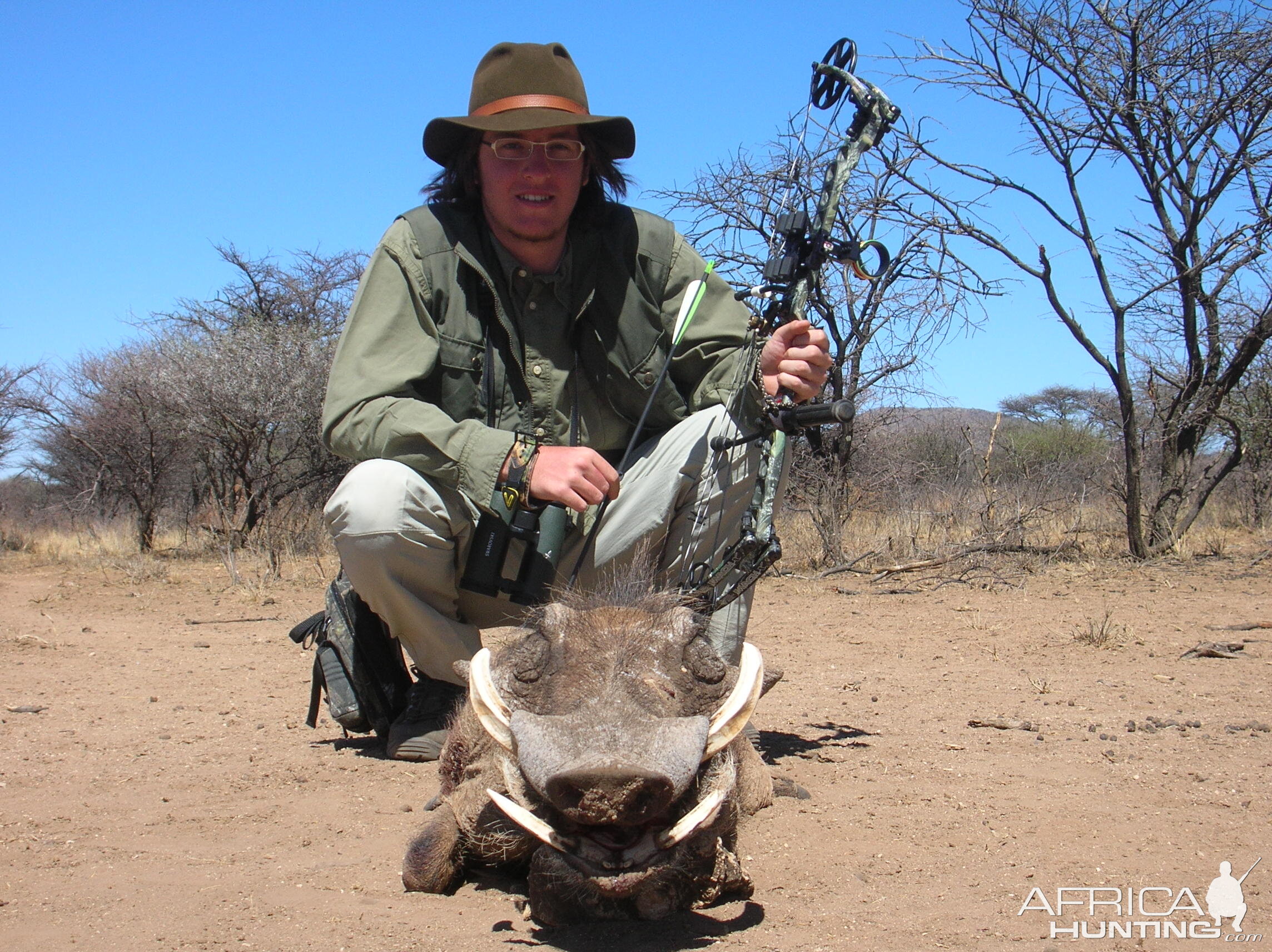 Bowhunting Warthog in Namibia