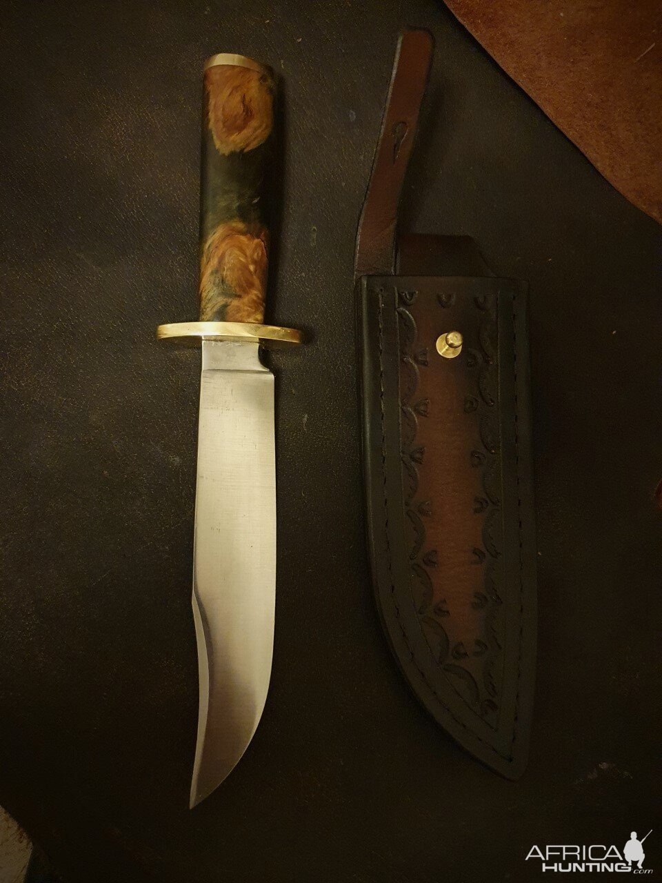 Bowie Style Knife & Sheath