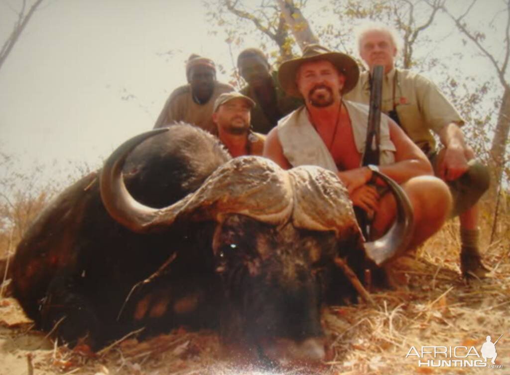 Cape Buffalo Hunt