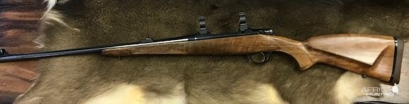 CZ 550 Medium Lux 7x64 Brenneke Rifle