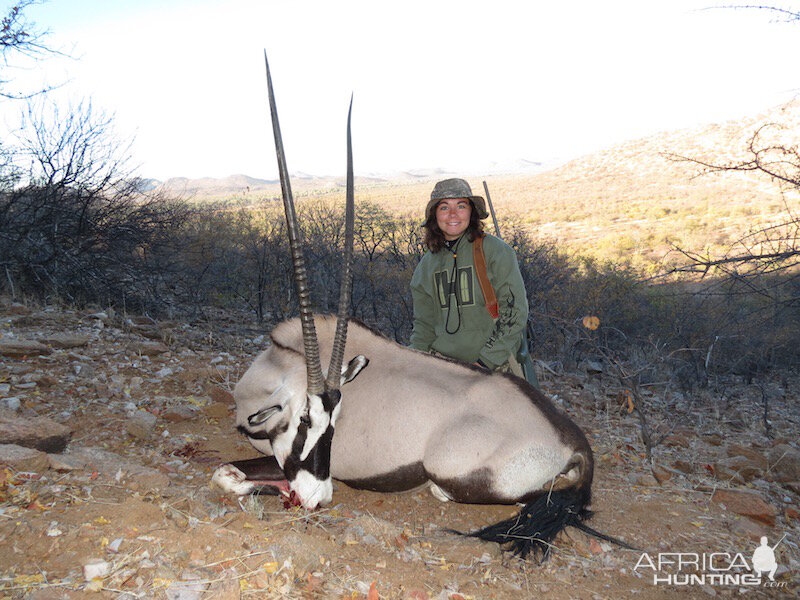 Gemsbok 42.5 inches