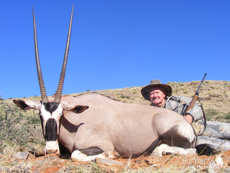 Gemsbok hunt with Wintershoek Johnny Vivier Safaris