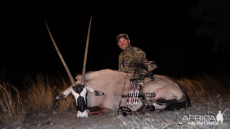 Gemsbok hunt with Wintershoek Johnny Vivier Safaris