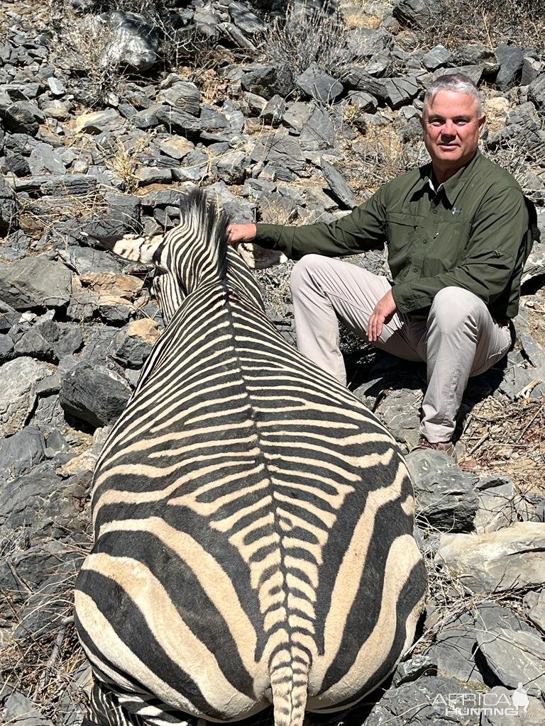 Hartmann's Zebra Hunt Namibia
