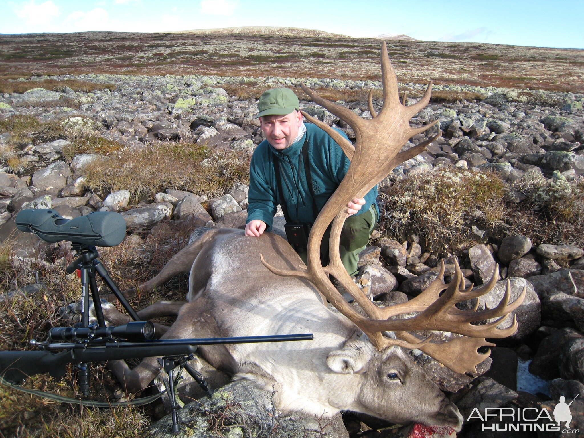 Hunt Caribou