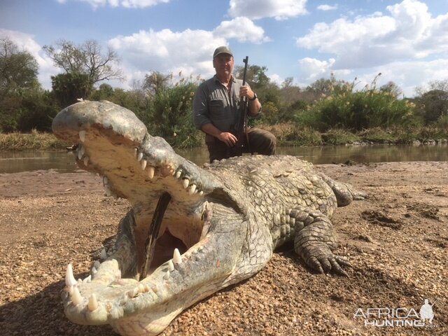 Hunt Crocodile in Tanzania