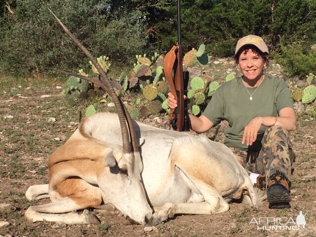 Hunt Scimitar  Oryx USA