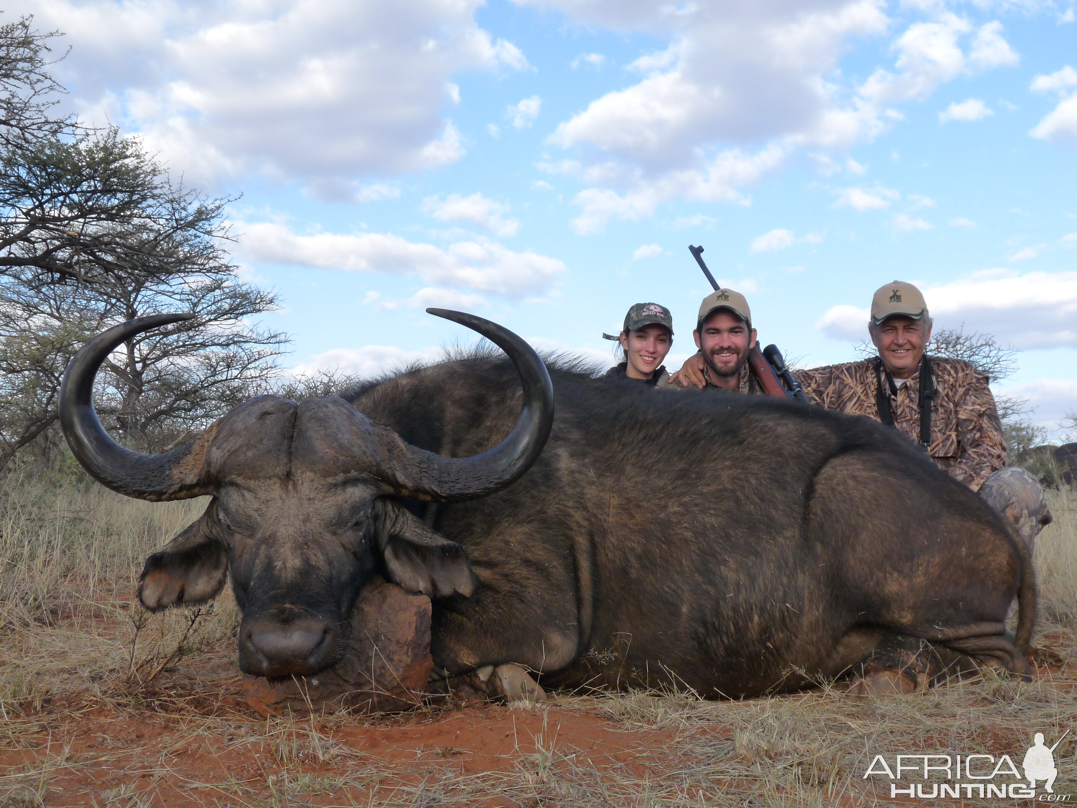 Hunting Buffalo with Wintershoek Johnny Vivier Safaris in SA