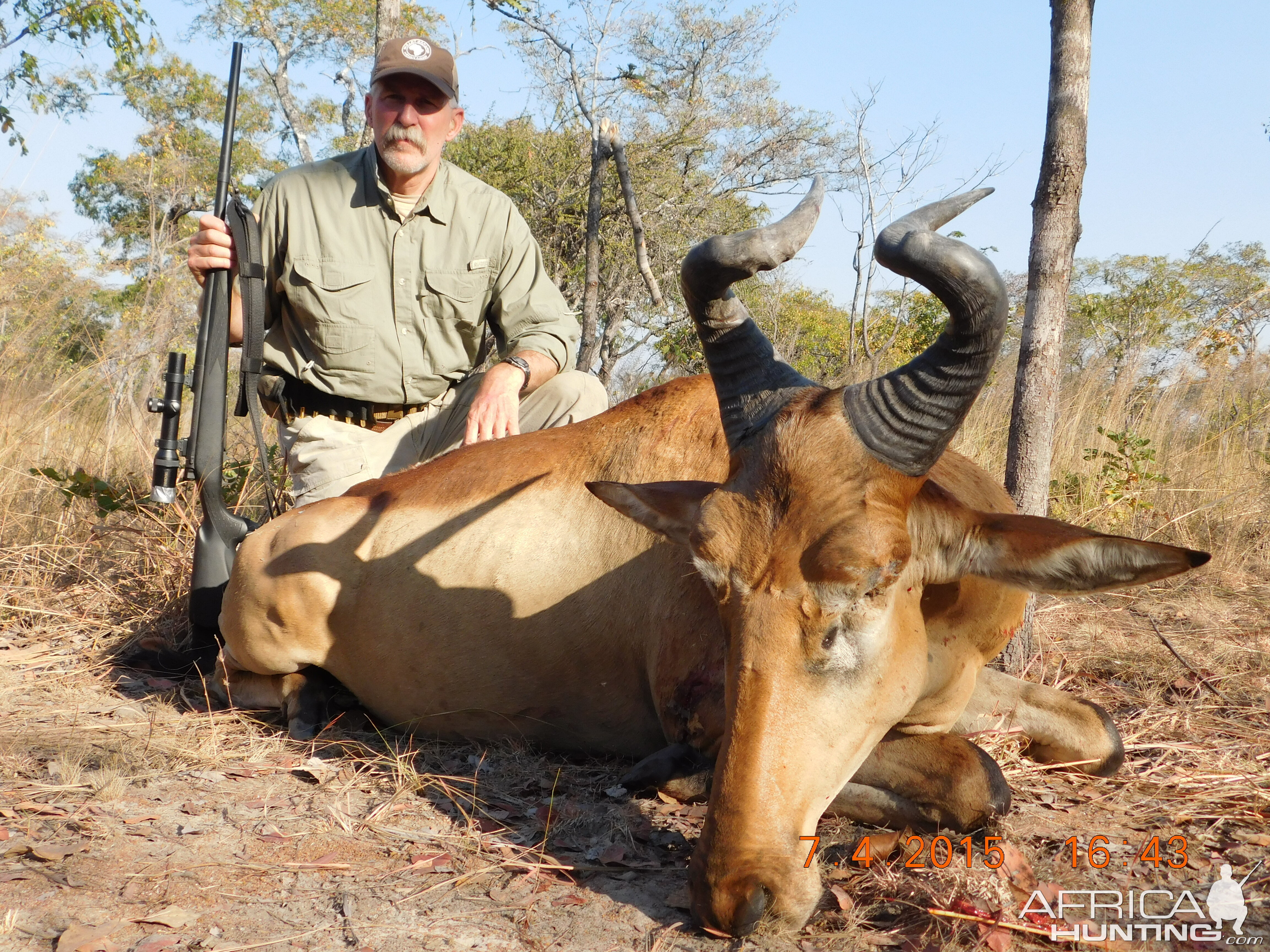 Hunting LichtensteinÃ¢â‚¬â„¢s Hartebeest in Tanzania with Nathan Askew of Bullet