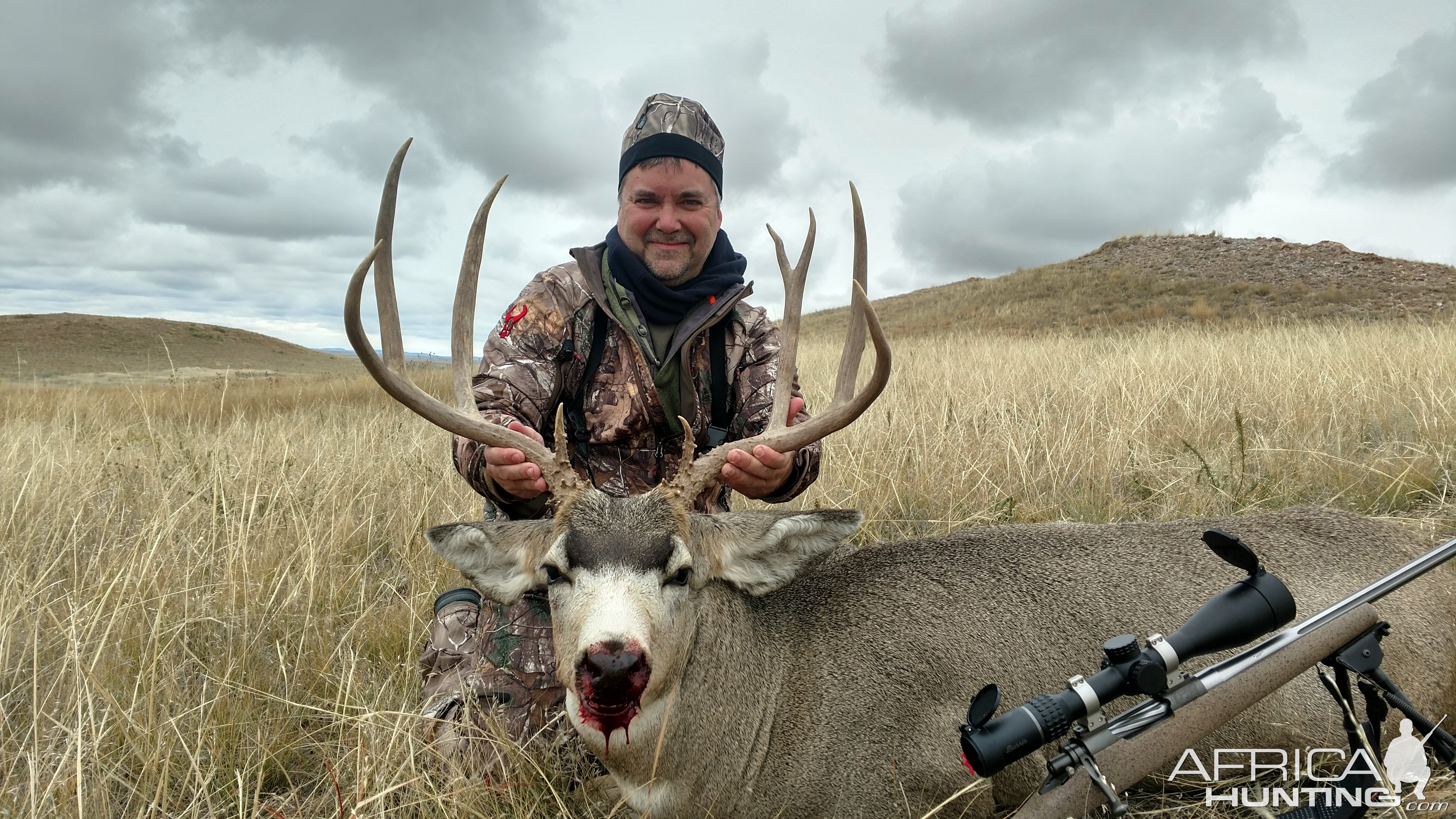 Hunting Mule Deer in USA