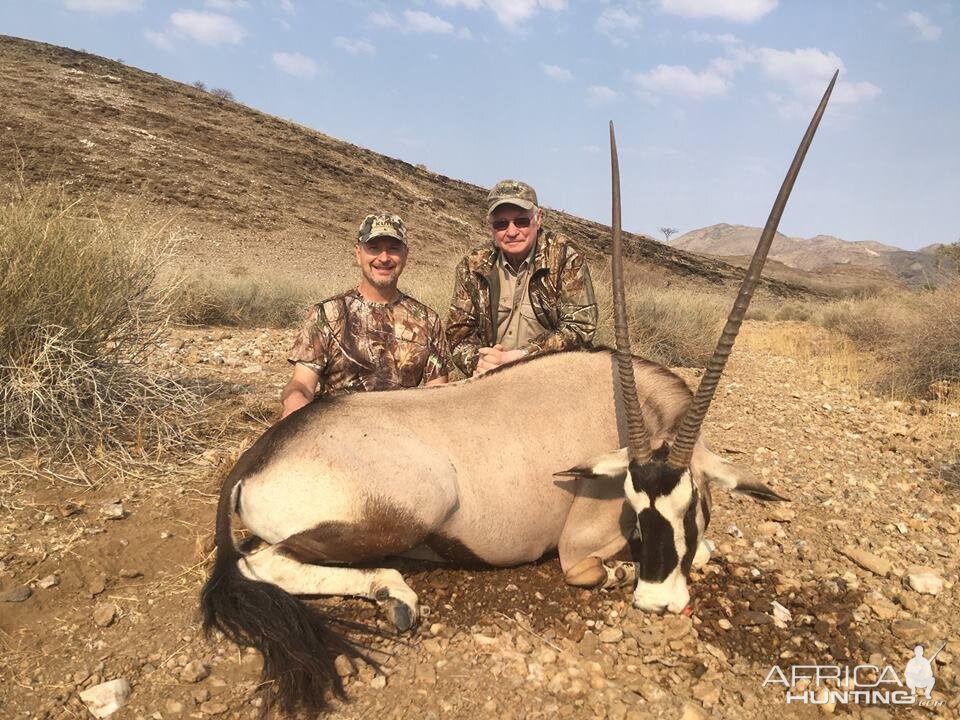 Hunting Oryx Namibia