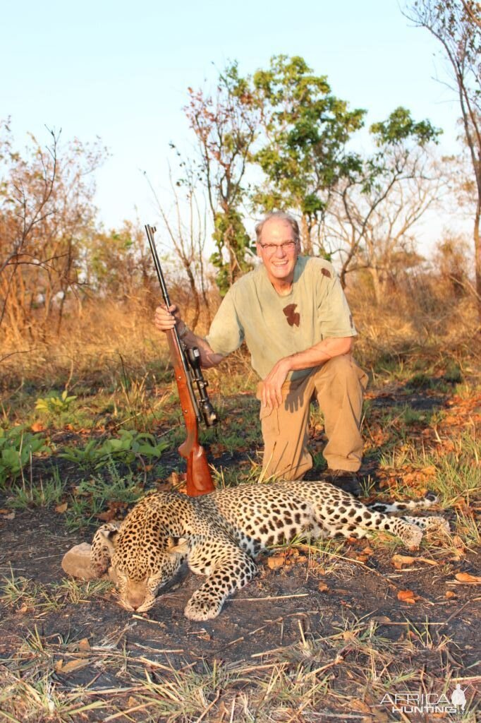 Hunting Tanzania Leopard