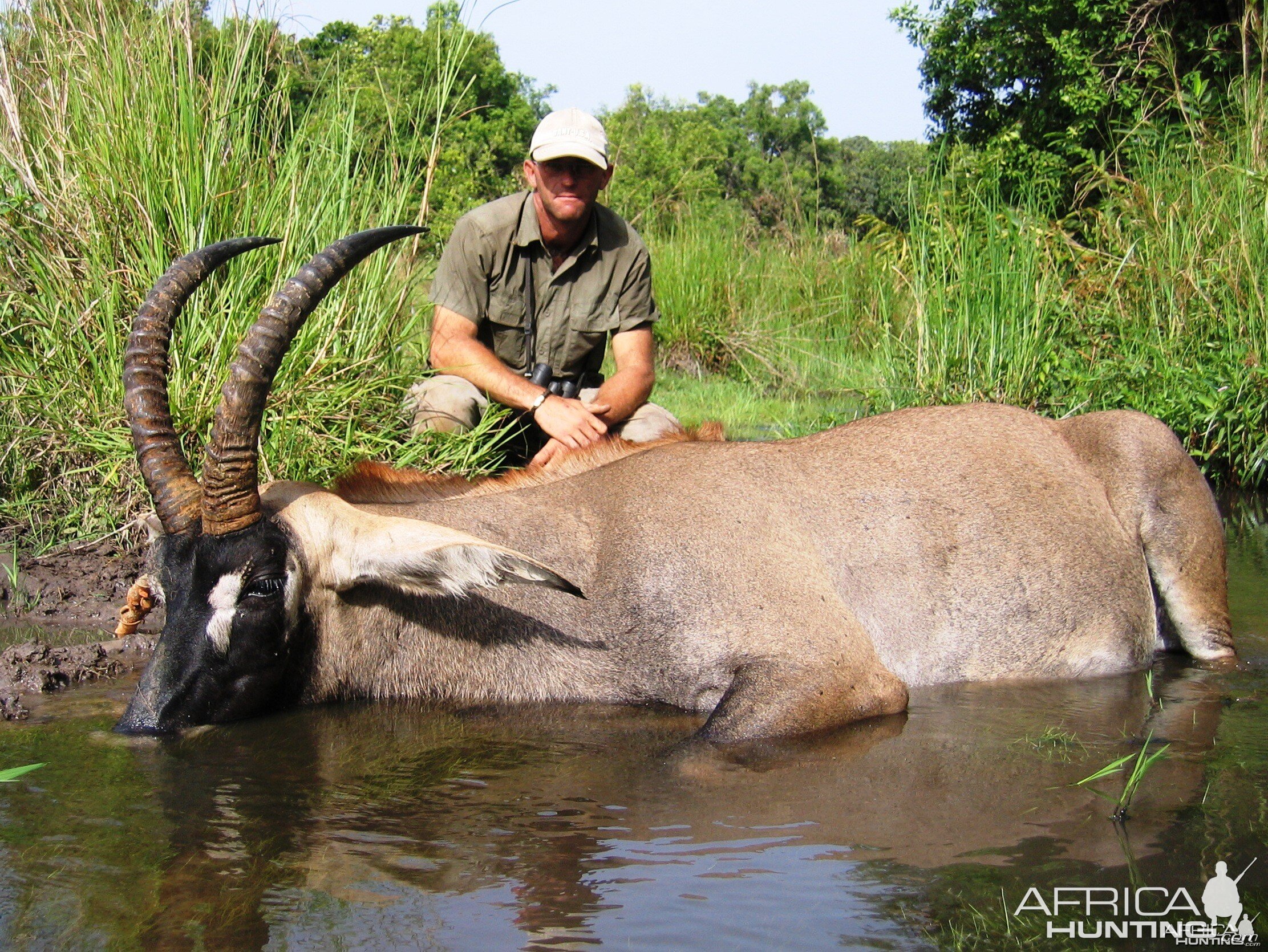 I shot this Roan while he was eating algae in the river !!!