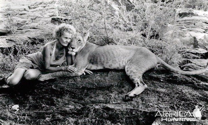 Joy (George Adamson's wife) and Elsa