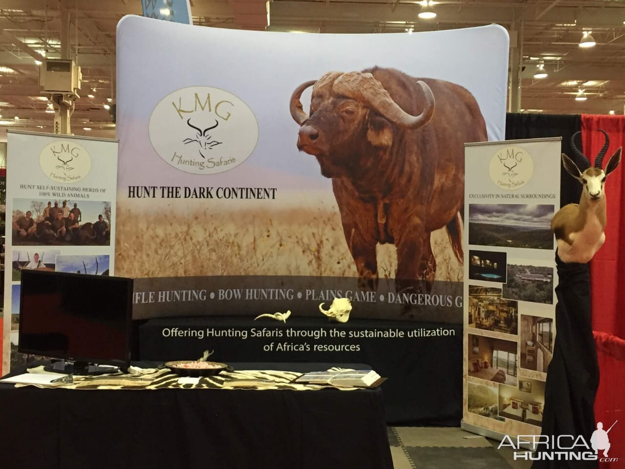 KMG Hunting Safaris at Toronto Sportsmen Show 13-17 March 2019