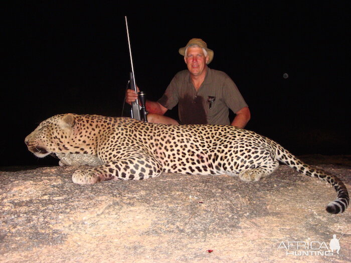 Leopard Hunt Zimbabwe