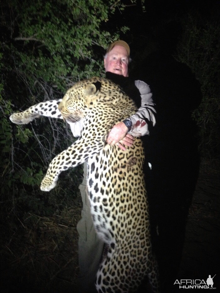 Leopard Hunt Zimbabwe