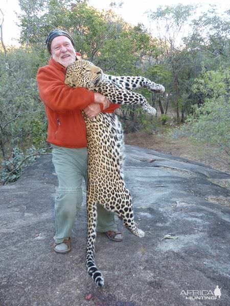 Leopard Hunting in Zimbabwe | AfricaHunting.com