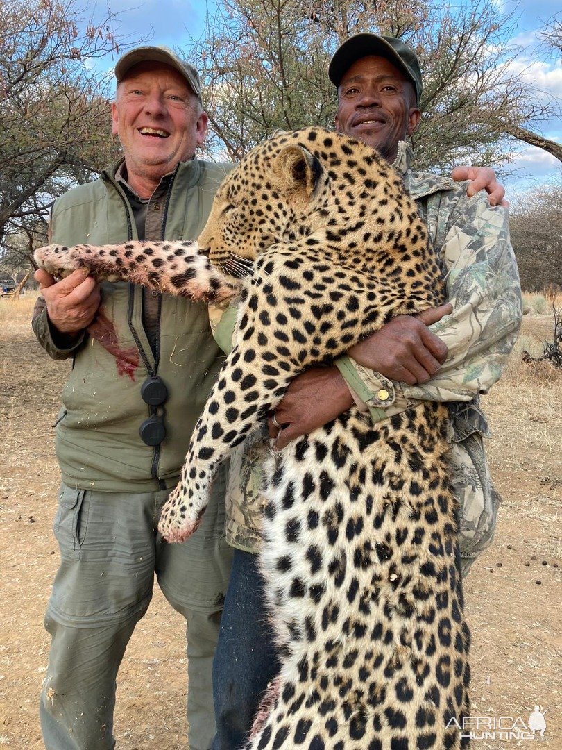 Leopard Hunting Namibia | AfricaHunting.com