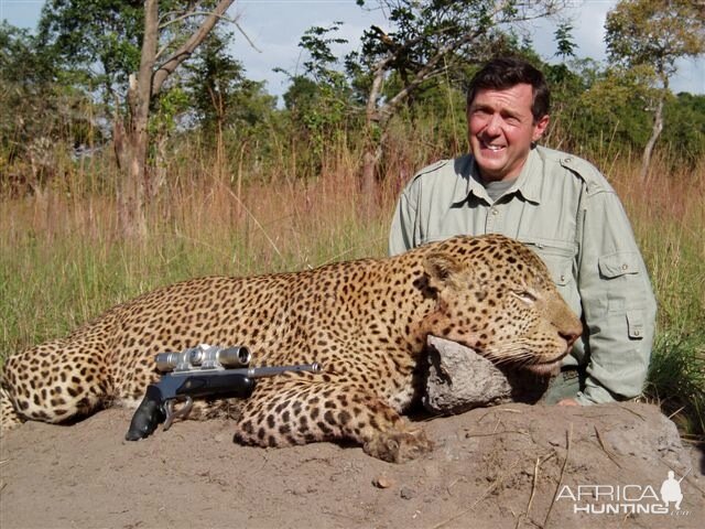 Leopard Hunting with Theunis Botha