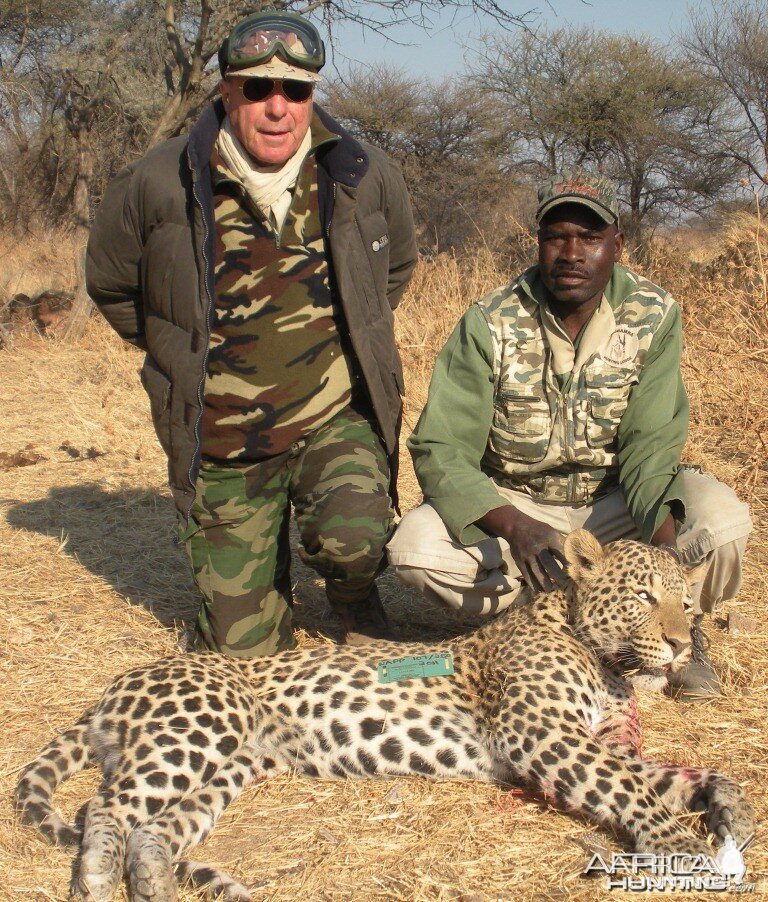 Leopard Namibia