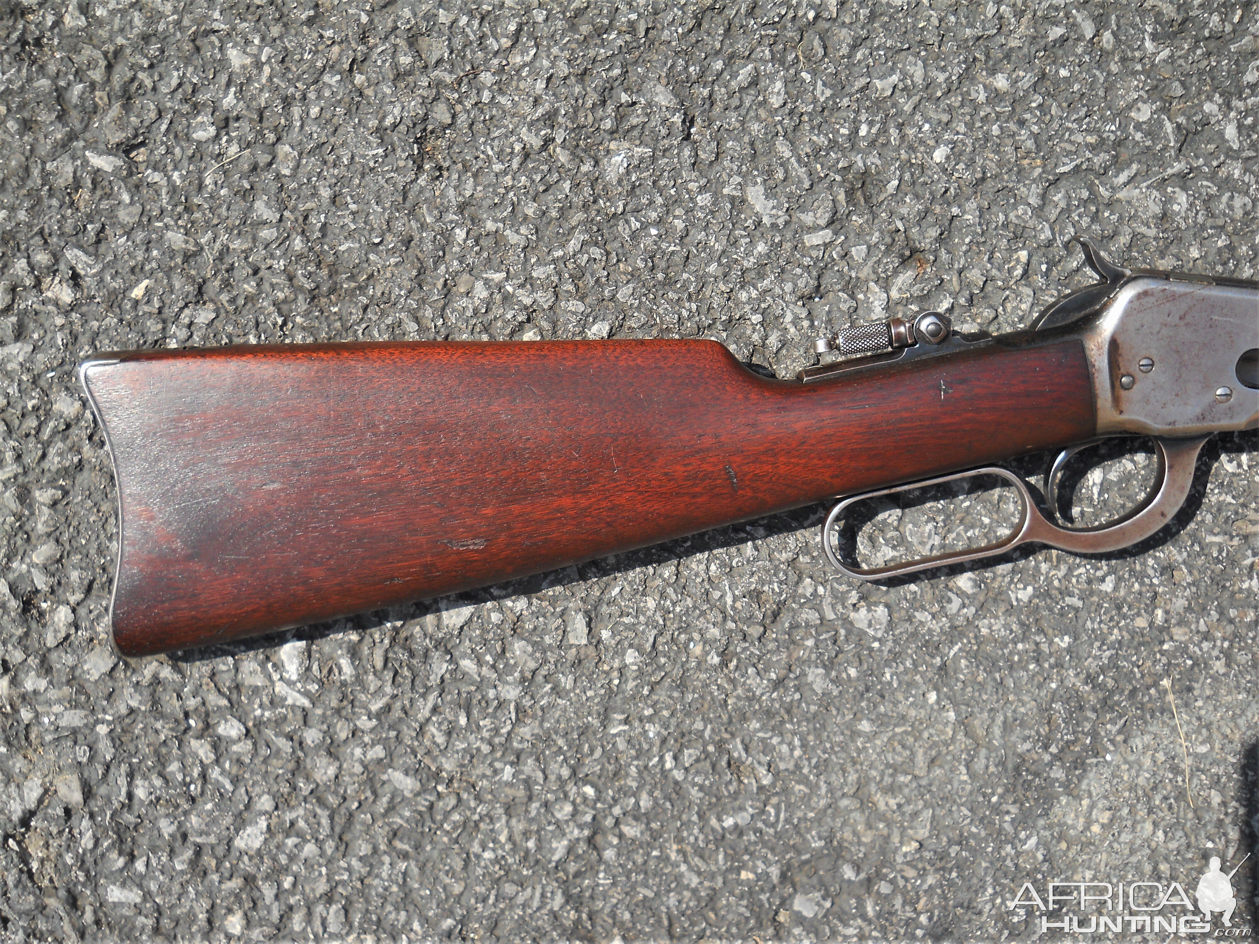 Lever Action Rifle Winchester 1892 saddle ring carbine in 25-20