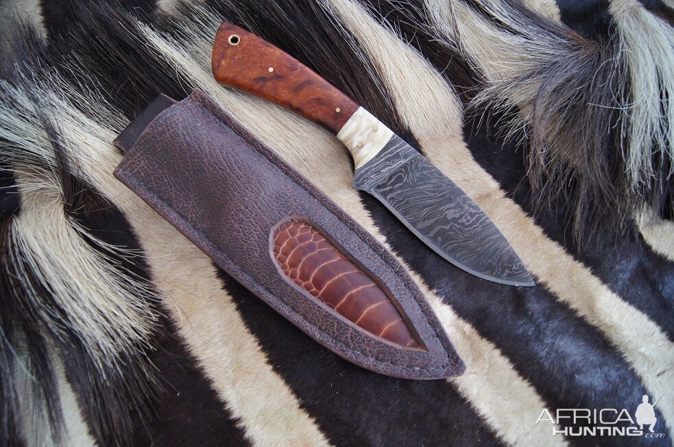 Muskox horn and Dessert ironwood Knife with Cape buffalo and Ostrich leg skin Sheath