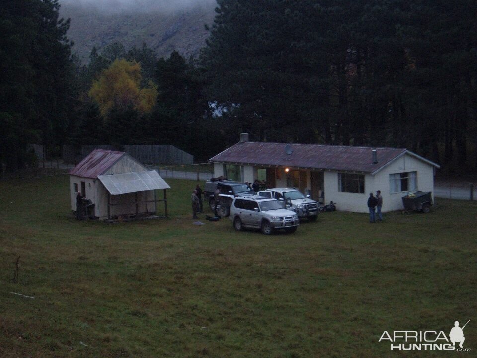 New Zealand Safaris Hunting Cabin