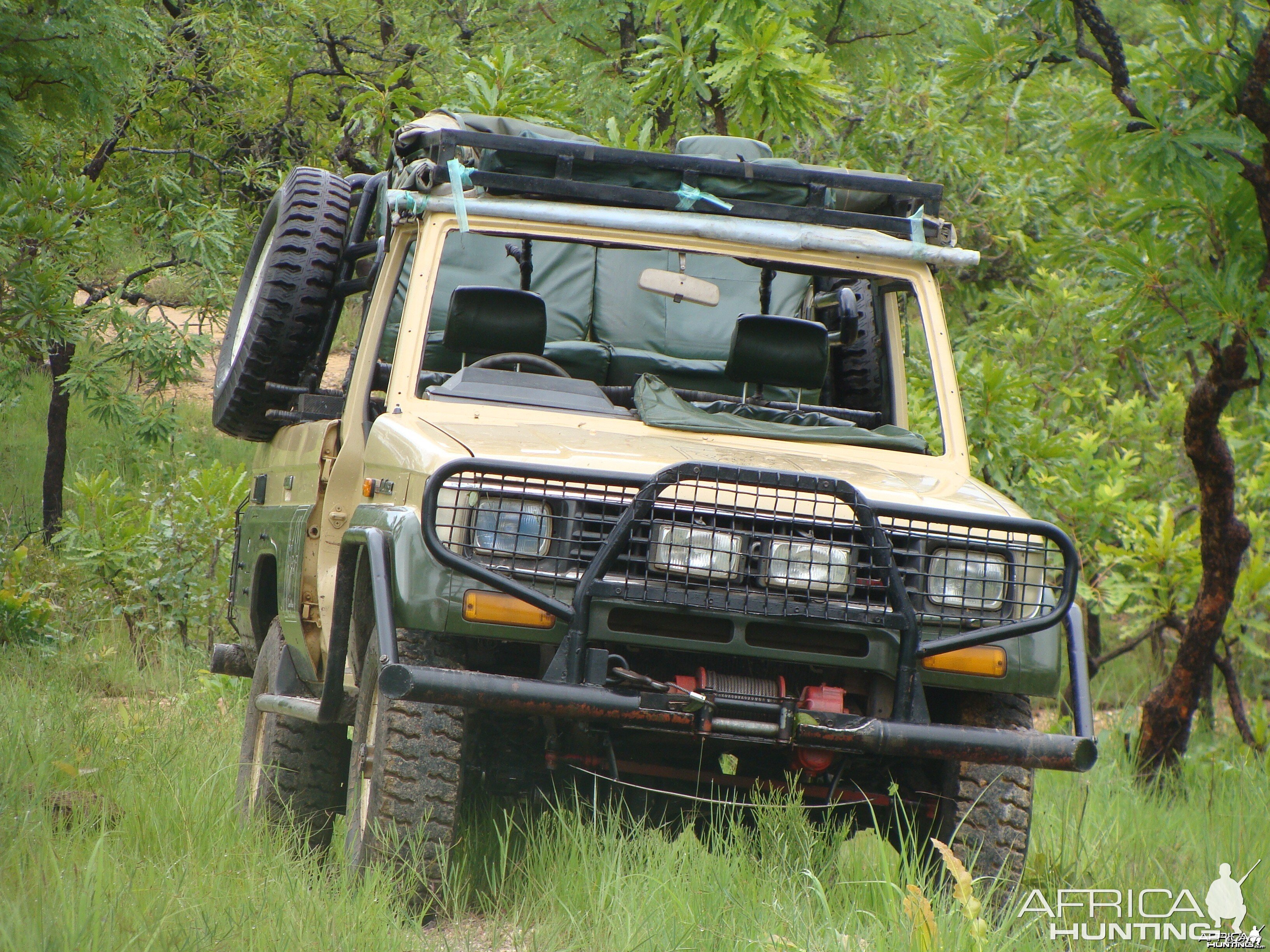 One of three hunting vehicles of Central African Wildlife Adventures