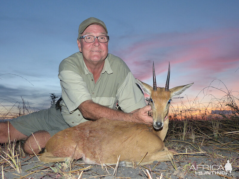 Oribi hunt with Wintershoek Johnny Vivier Safaris