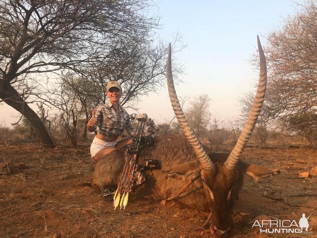 South Africa Bow Hunting Waterbuck | AfricaHunting.com