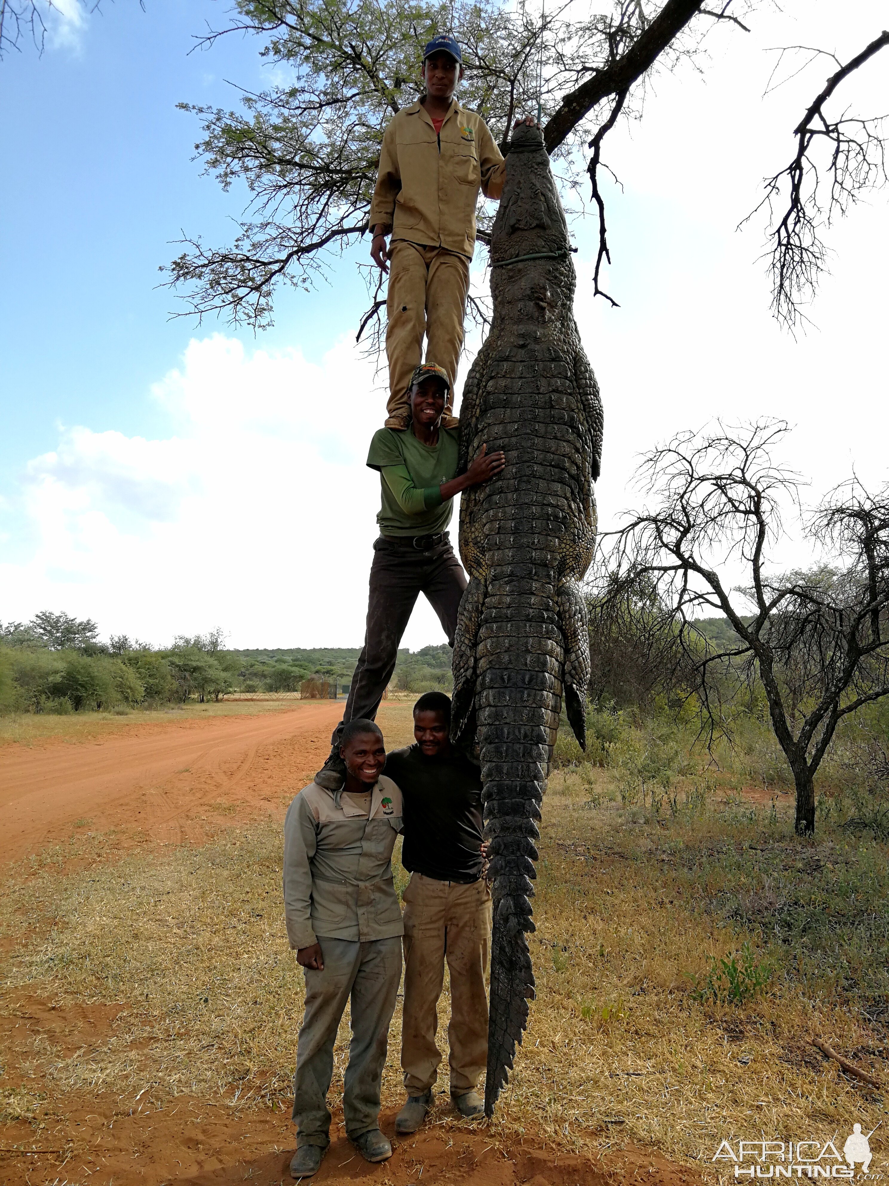 South Africa Hunt Crocodile