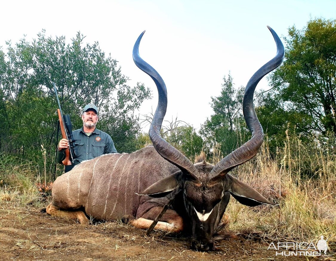 South Africa Hunt Sable Antelope