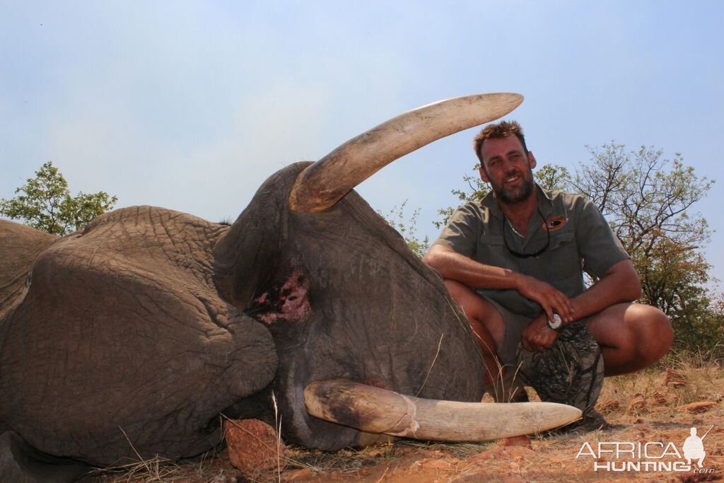 South Africa Hunting Elephant