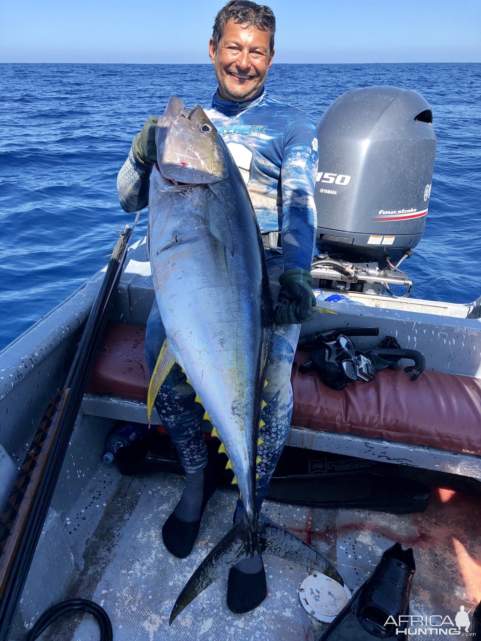 Spearfishing Yellowfin Tuna in Panamá