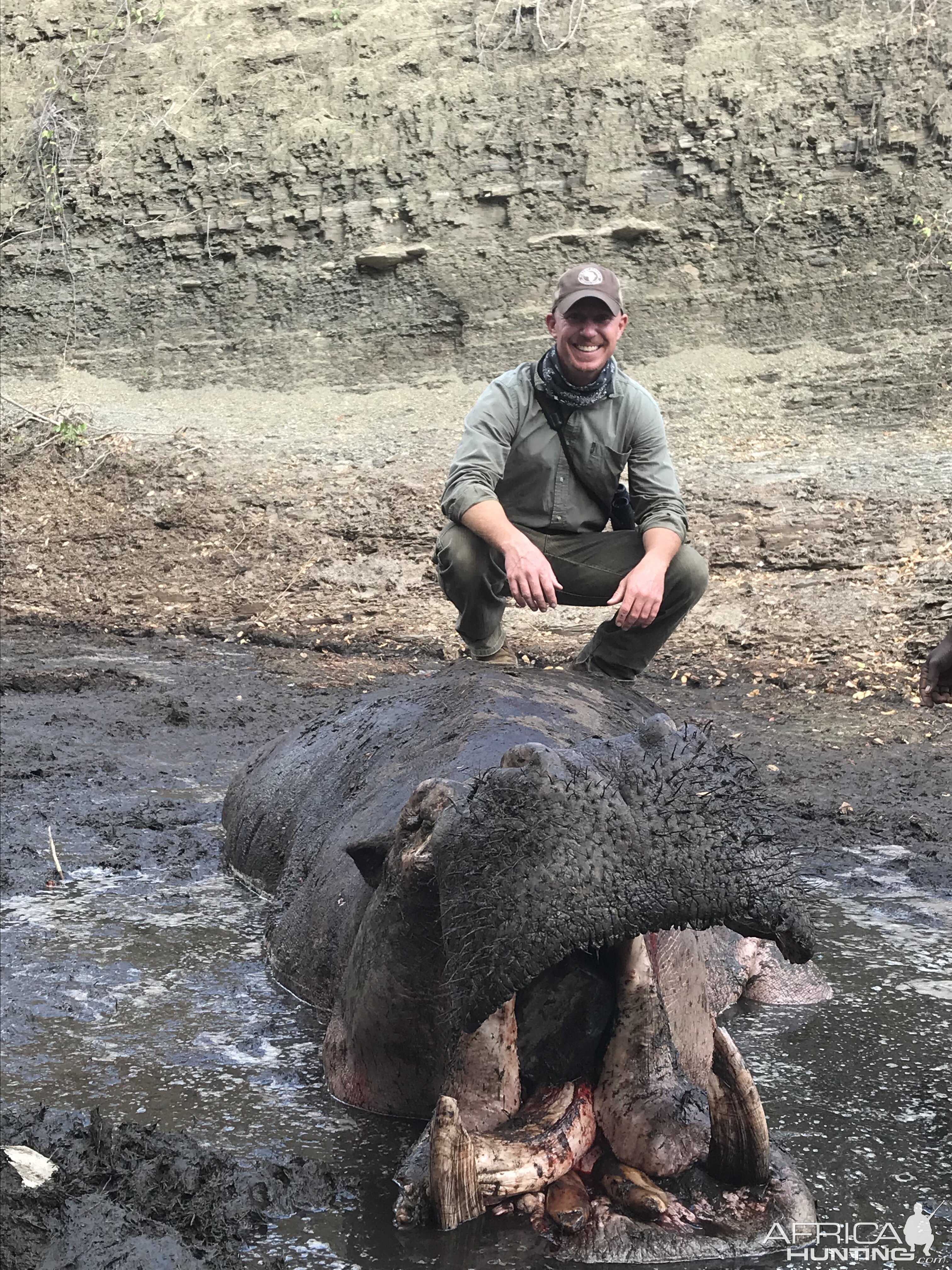 Tanzania Hunting Hippo