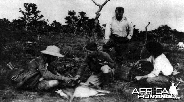 Theodore Roosevelt, skinning an antilope