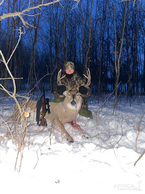 White-tailed Deer Hunt Canada