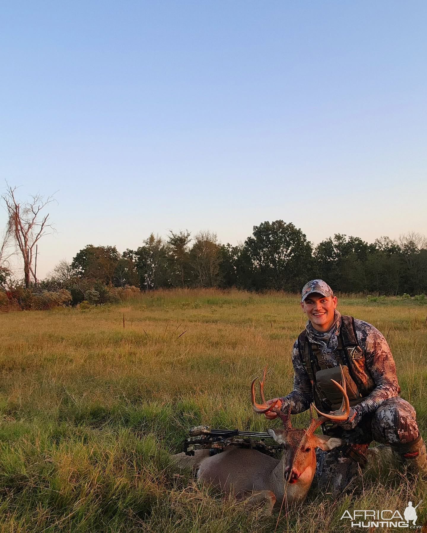 Whitetail Deer Bow Hunting